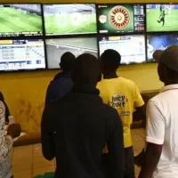 Pour un encadrement strict des paris sportifs au Sénégal : Protégeons notre jeunesse et régulons la publicité agressive