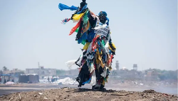 Plastique au Sénégal : une loi existe depuis 2020, mais où sont les résultats ?